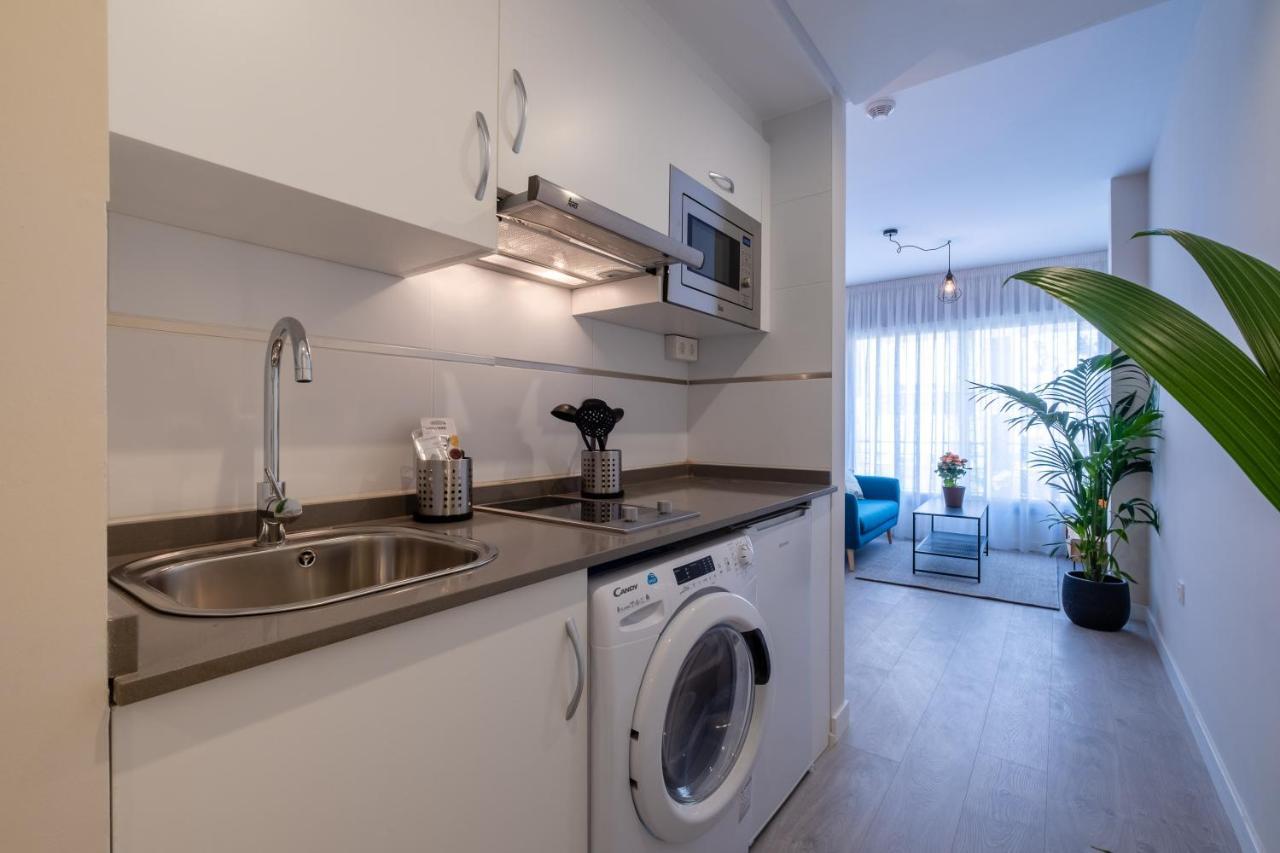 Juan De Austria Apartment Malaga Bagian luar foto